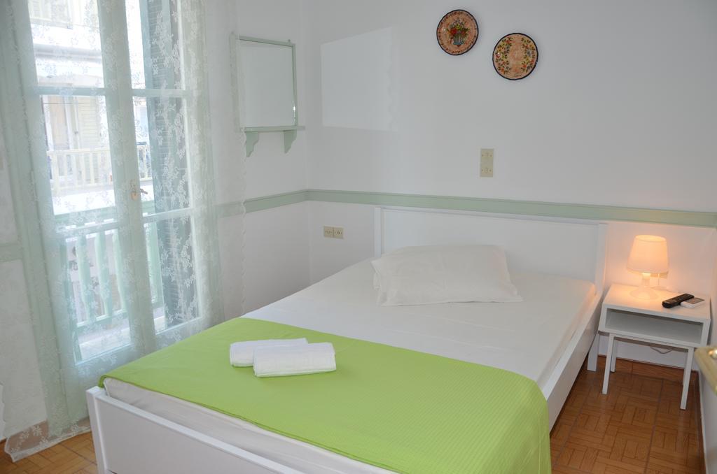 Tínos Aegli Rooms חדר תמונה